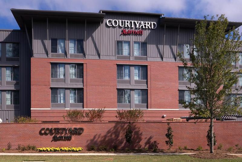 Courtyard By Marriott Charleston Саммервилл Экстерьер фото