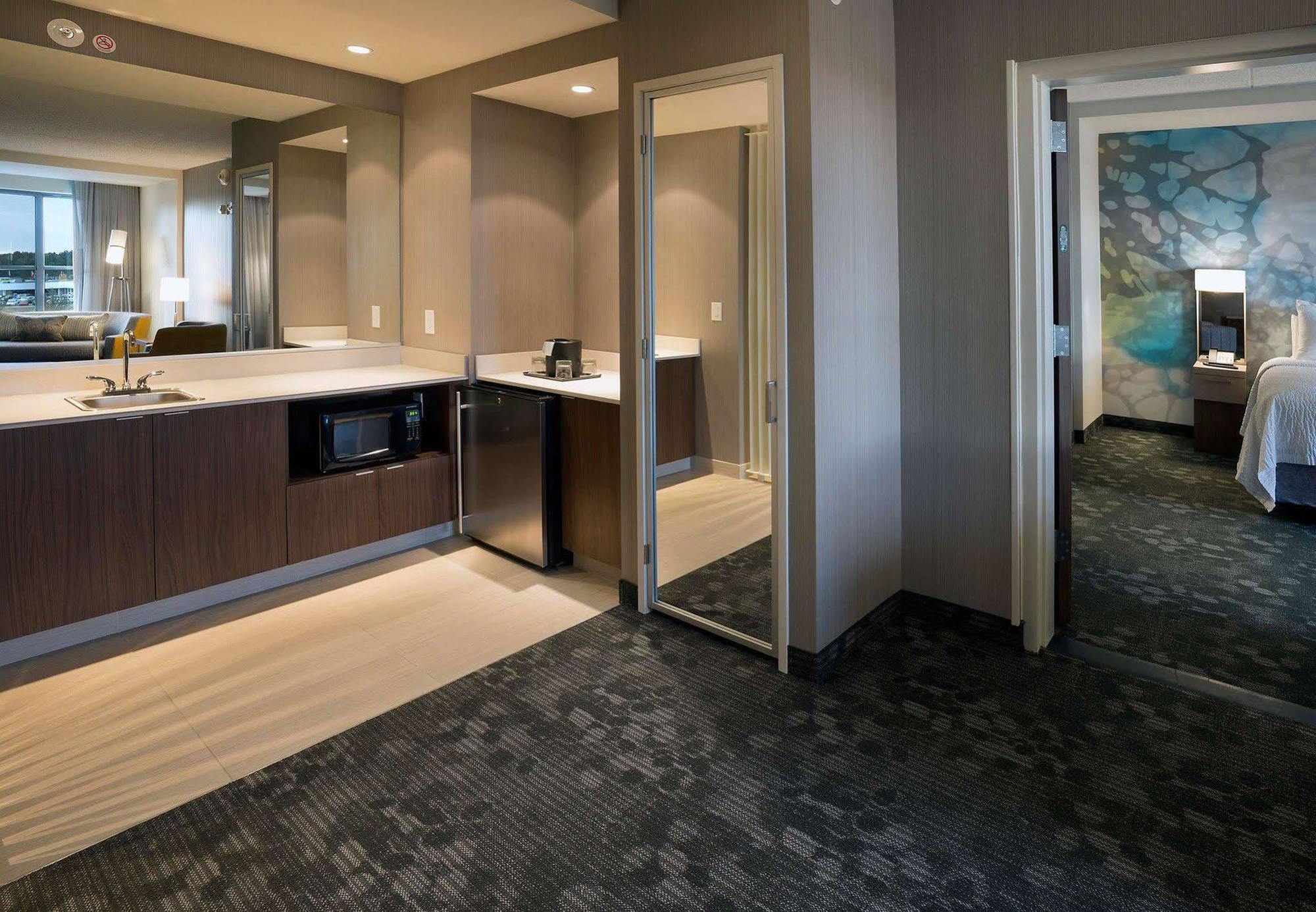 Courtyard By Marriott Charleston Саммервилл Экстерьер фото